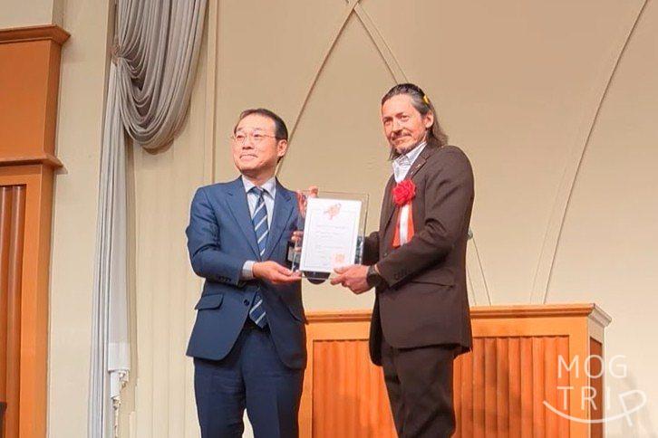 GAGNON「ギャニオン代表（右）」