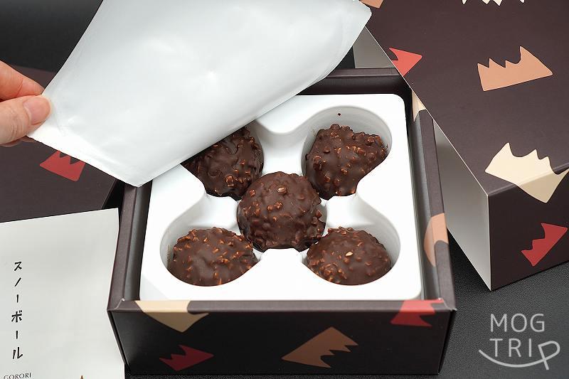 スノーボールごろりの箱の中身