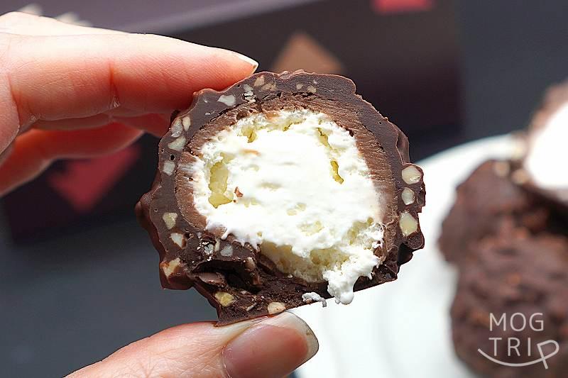 スノーボールごろりの層